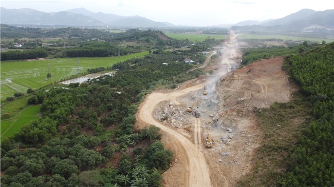 Khánh Hòa: Chuẩn bị khởi công cao tốc Vân Phong- Nha Trang (28/12/2022)